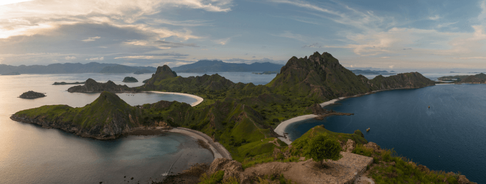 Padar Island hike